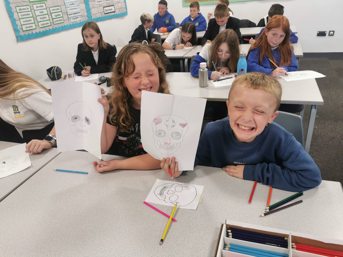 AfonTafyear7's tweet photo. #Wednesdays transition projects exploring new cultures and spooky crafts ready for Halloween ππ§ββοΈLooking forward to having everyone back after the holidays! Have a lovely Half Term β¨ #Teamtaf #ArtandDesign #Spookyseason https://t.co/ntdWZK6wpb