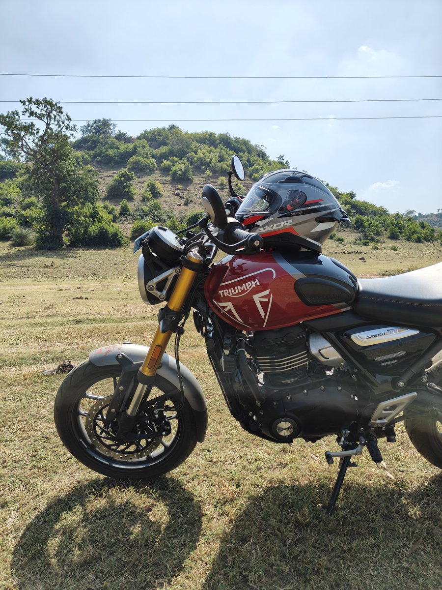 singh_jetendra's tweet photo. One Day 700KM Agra UP to Indore MP 10 Hours.😎 #Power💪 #Pickup #Breaking 👍 #Suspention🤟🏻 #FitNFinish✌🏻
#GuessTheTriumph #FridayFavourite #ForTheRide #TriumphIndia #GetGuessing #HaveItAll https://t.co/Q6MEXjWuV7