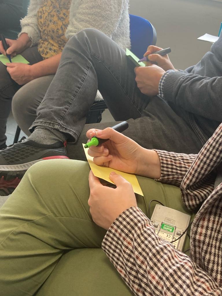 ofaj_dfjw's tweet photo. #Diversität, #Partizipation und politische Bildung: Wie Beteiligung ermöglicht und Engagement unterstützt werden kann, diskutieren rund 50 Fachkräfte aus #NRW & @hautsdefrance beim Netzwerktreffen der #RouteNN https://t.co/N98DTBHydA