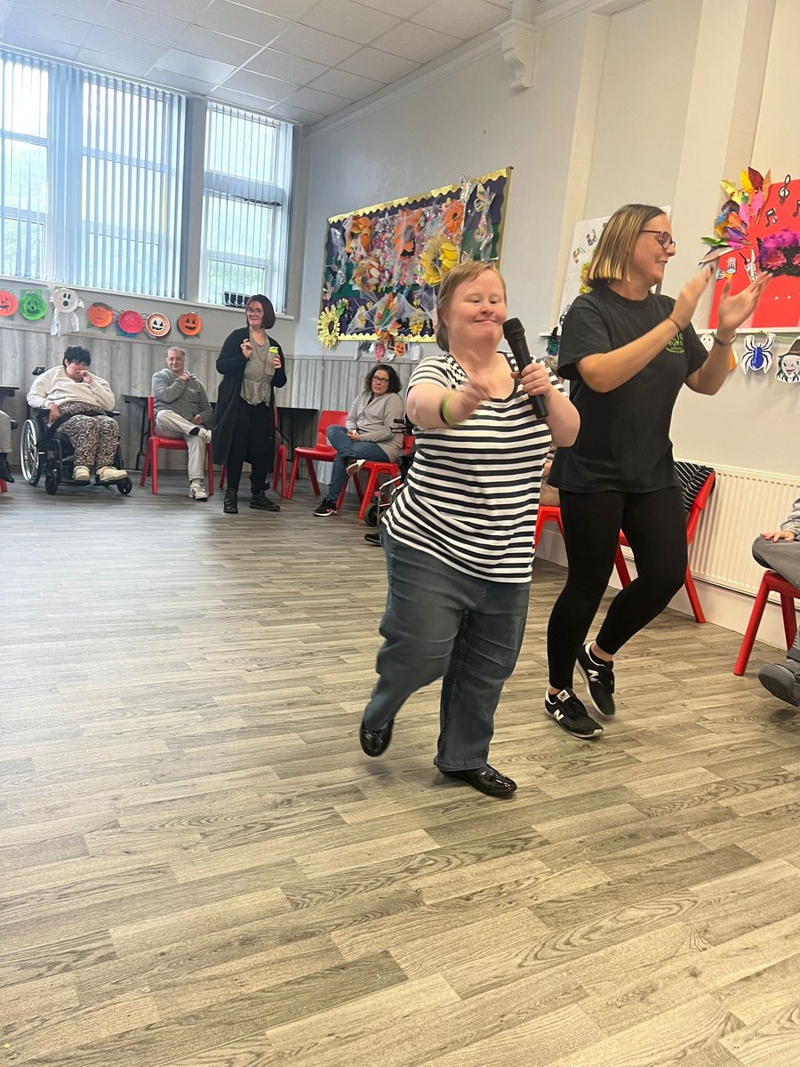 Margaret Gregory tweet media