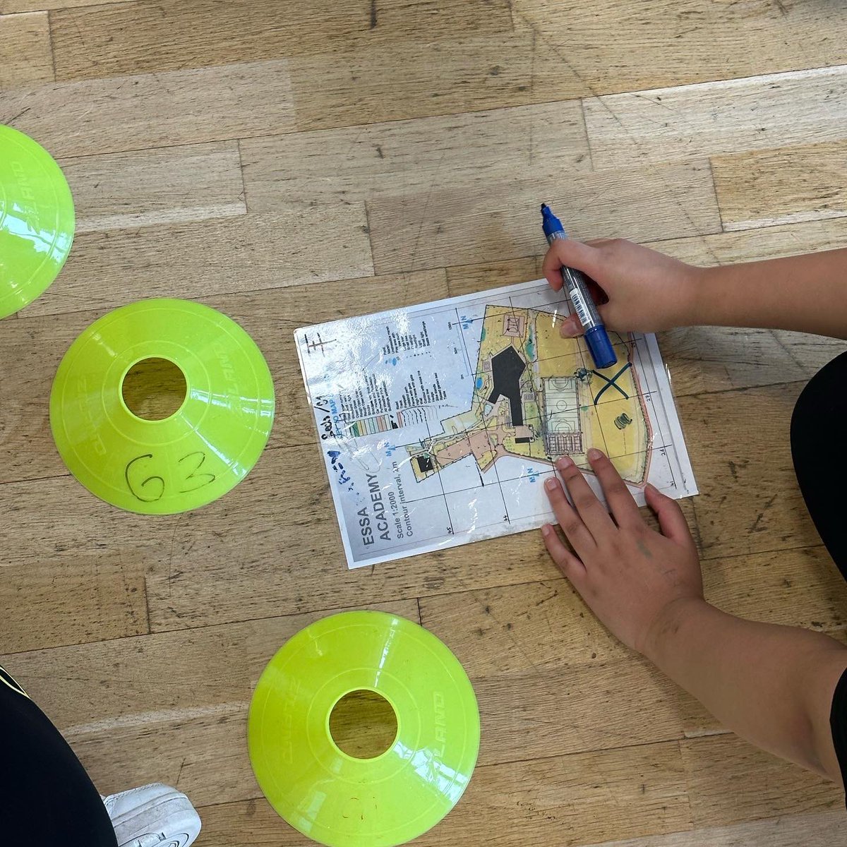 EssaHealth's tweet photo. O R I E N T E E R I N G 🧭
It’s house competition time for our year 10s!
#teamessa #healthfaculty #allwillsucceed #allwillbehealthy 💚💛 https://t.co/nHBuCsitRP