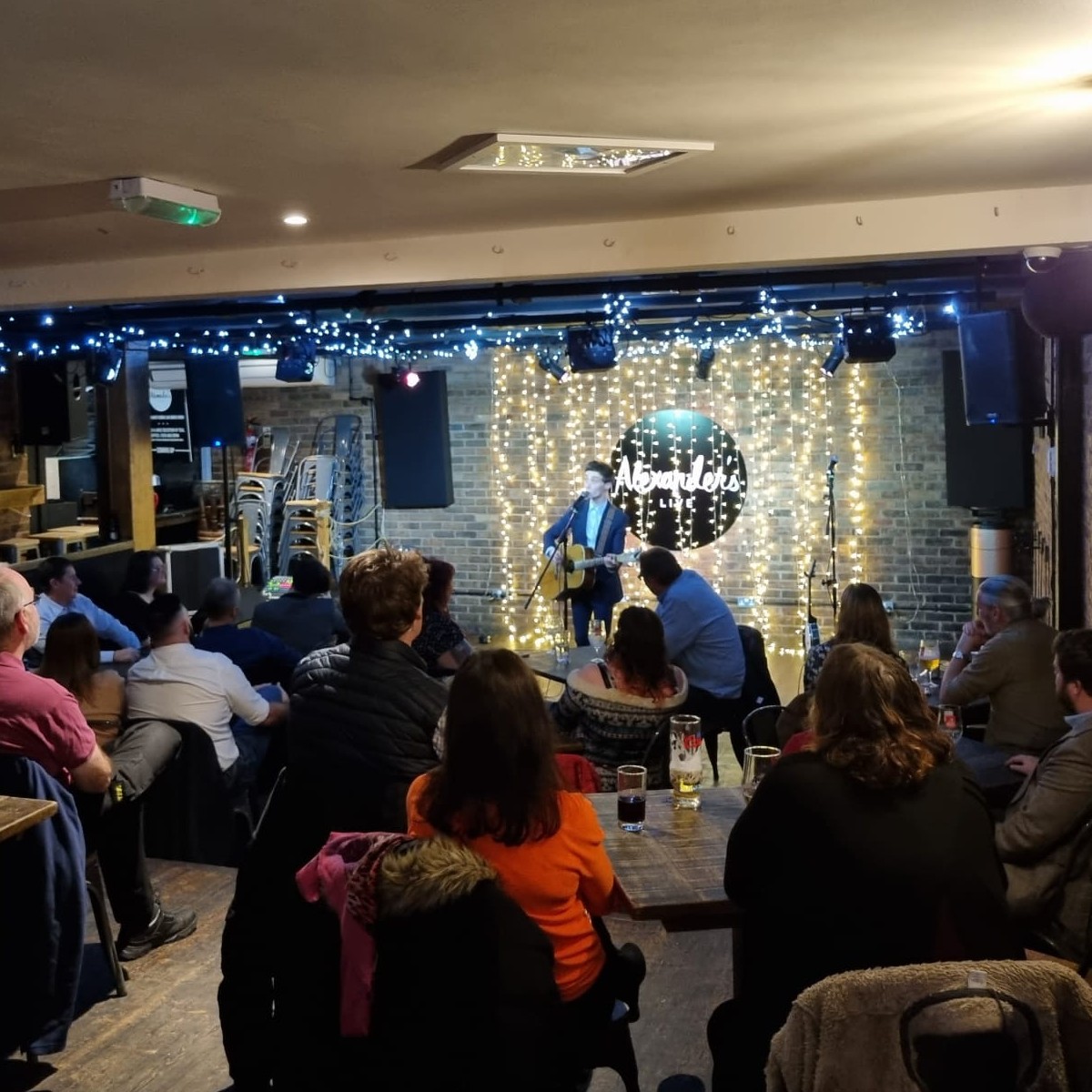 Next up...Chester!
I'm staying local for my next tour date on Saturday 4th November at <a href="/Carltontav/">the carlton tavern</a>. I love performing in Chester and the folks at The Carlton have always been such big supporters of original music. See you all there!

tickettailor.com/events/christa…