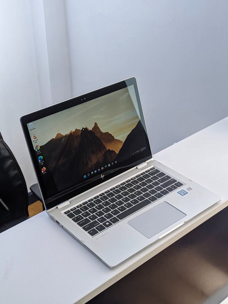 Deed_PC's tweet photo. Experience a new standard of sophistication with the HP EliteBook 1030 G2! Its sleek design and responsive touch screen redefine productivity. 💼✨
⇢ KES 44,999/= (Certified Refurbished Unit) https://t.co/ZDqng8t1hn