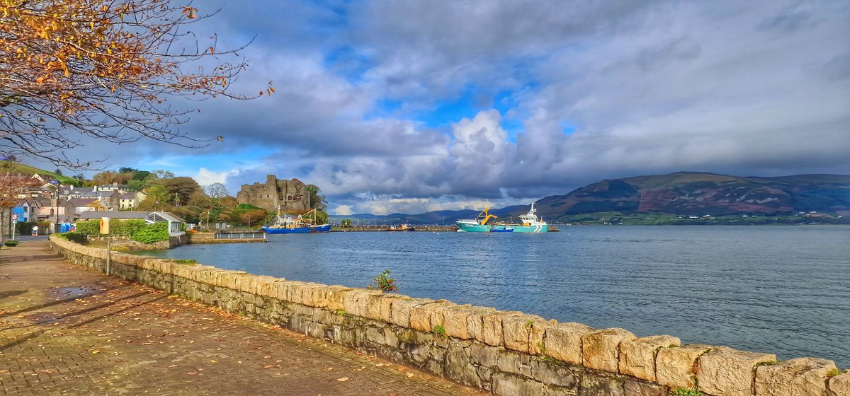 JamesCarlislef1's tweet photo. Carlingford and Greer's Quay this morning @bbcniweather @angie_weather @WeatherCee @barrabest @geoff_maskell @linzilima @lindahughesmet @Ailser99 @cherylwoods33 @MCMarieB @CarolN657 @laneyupthehill @CarlingfordIRE @helenmc46972890 https://t.co/NY0mV5D0TO