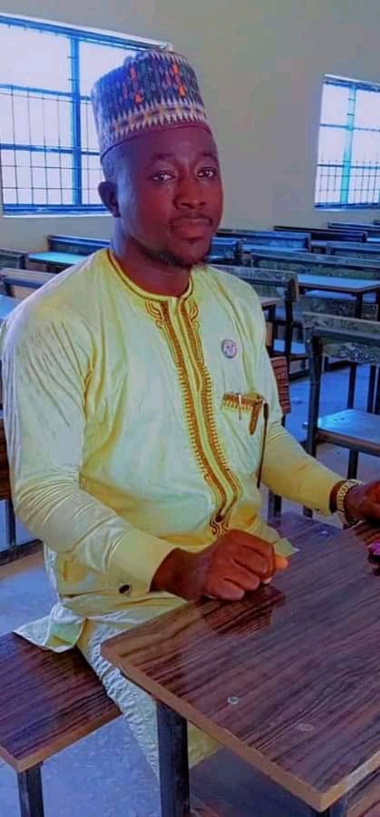 Shamsuddeenbbj's tweet photo. Yi kokari ka temaki kowa a lokacin da Allah ya baka wata dama.

Idan baka sami damar temakawa ba, kada ka cutar da kowa.

Duk wanda ya sami damar temakawa, bai temaka ba ko ya yi zalunci zai yi nadama a lokacin da bata da amfani.

JUMA'A MUBARAK 🙏🙏🙏 https://t.co/DAGSg9QVUf