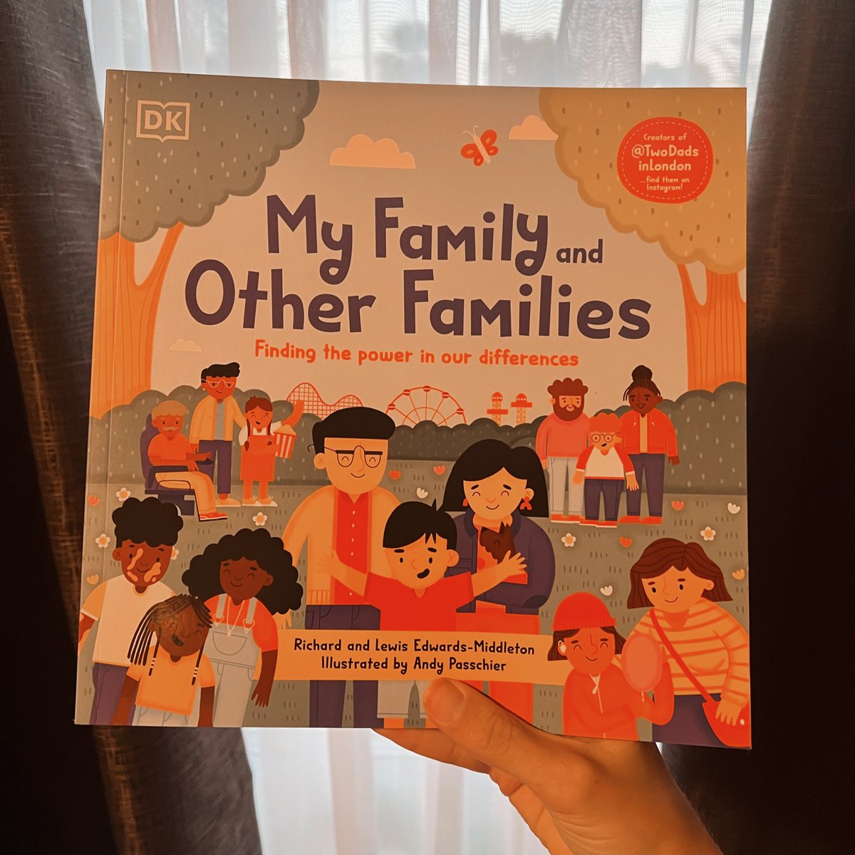 Two new books to add to our ever growing collection 🥹📚 

<a href="/TwoDadsInLondon/">Rich & Lew</a> 
<a href="/holly_sterling/">Holly Sterling</a>