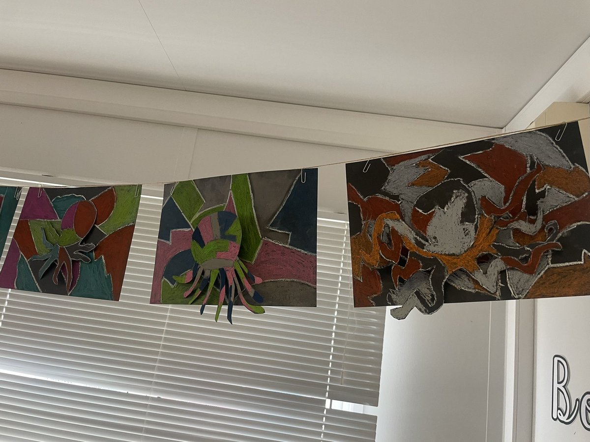 MrsGibson_1's tweet photo. Inspired by the latest deadly creature in our favourite series ‘Dread Wood’ - deadly deep 🌊 🐙 we made our own camouflage octopus art! So effective! @JenniferKillick https://t.co/OeJ5ZgK1kz