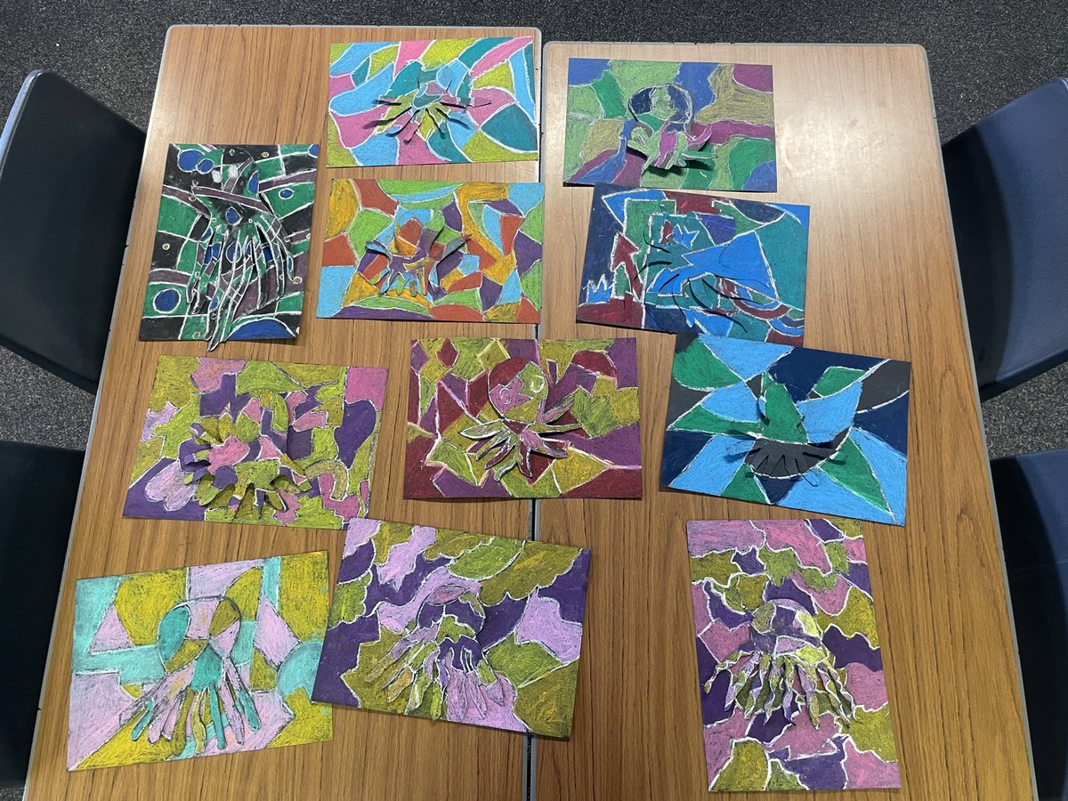 MrsGibson_1's tweet photo. Inspired by the latest deadly creature in our favourite series ‘Dread Wood’ - deadly deep 🌊 🐙 we made our own camouflage octopus art! So effective! @JenniferKillick https://t.co/OeJ5ZgK1kz