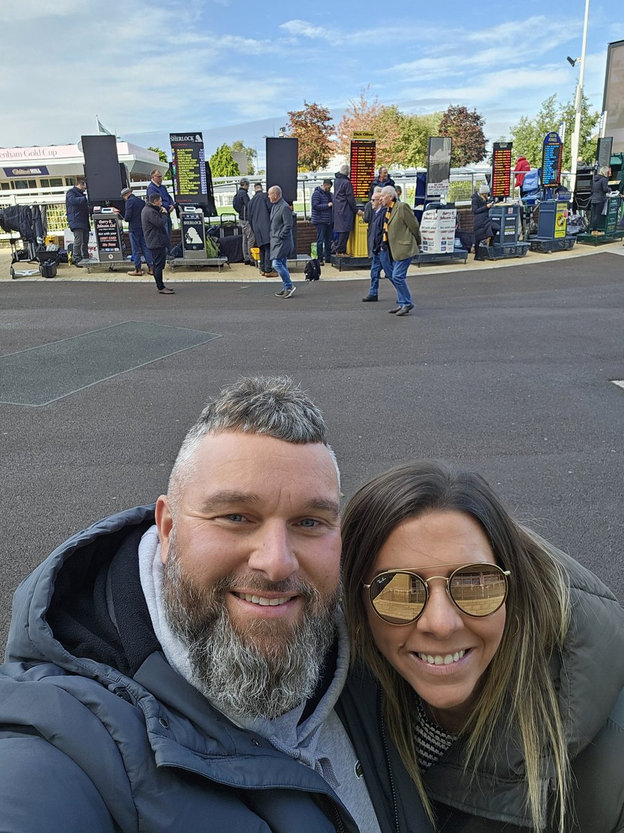 ub5_swanny's tweet photo. #Chelts
Lovely jubbly 🏇👌 https://t.co/xmXMm8QhW0