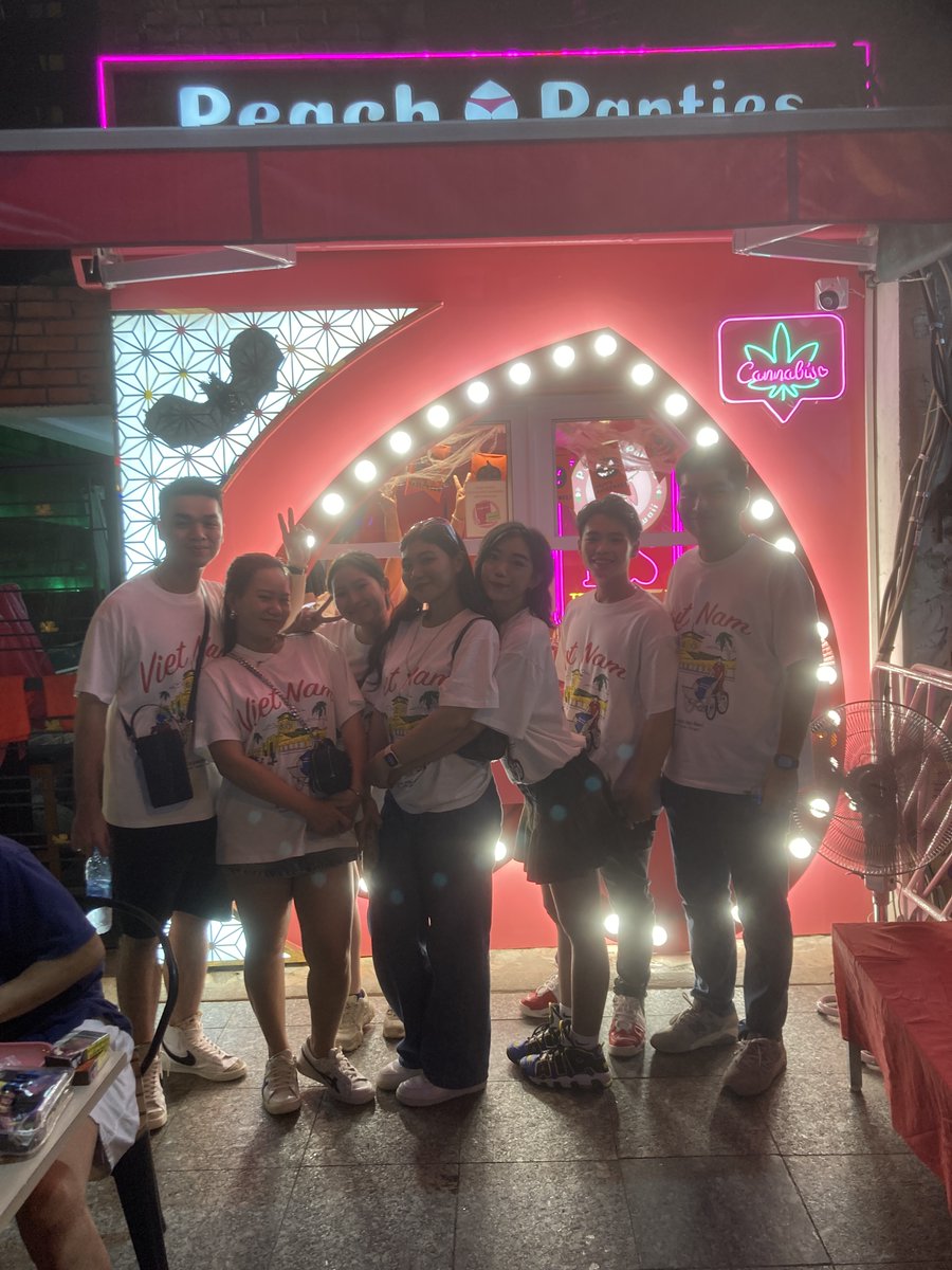 peach_panties_'s tweet photo. Let's feel the "Peach Panties" 🍑
Let's take a picture of "Kawaii"🫶Open today as well✌️
#kawaii
#japanvibes
#peachymagic
#peachyfamily
#peachyvibes
#peachyart
#peachysmoke
#pinkvibes
#pinkcommunity
#pinklover
#khaosan
#thailand https://t.co/eVAndU0eve