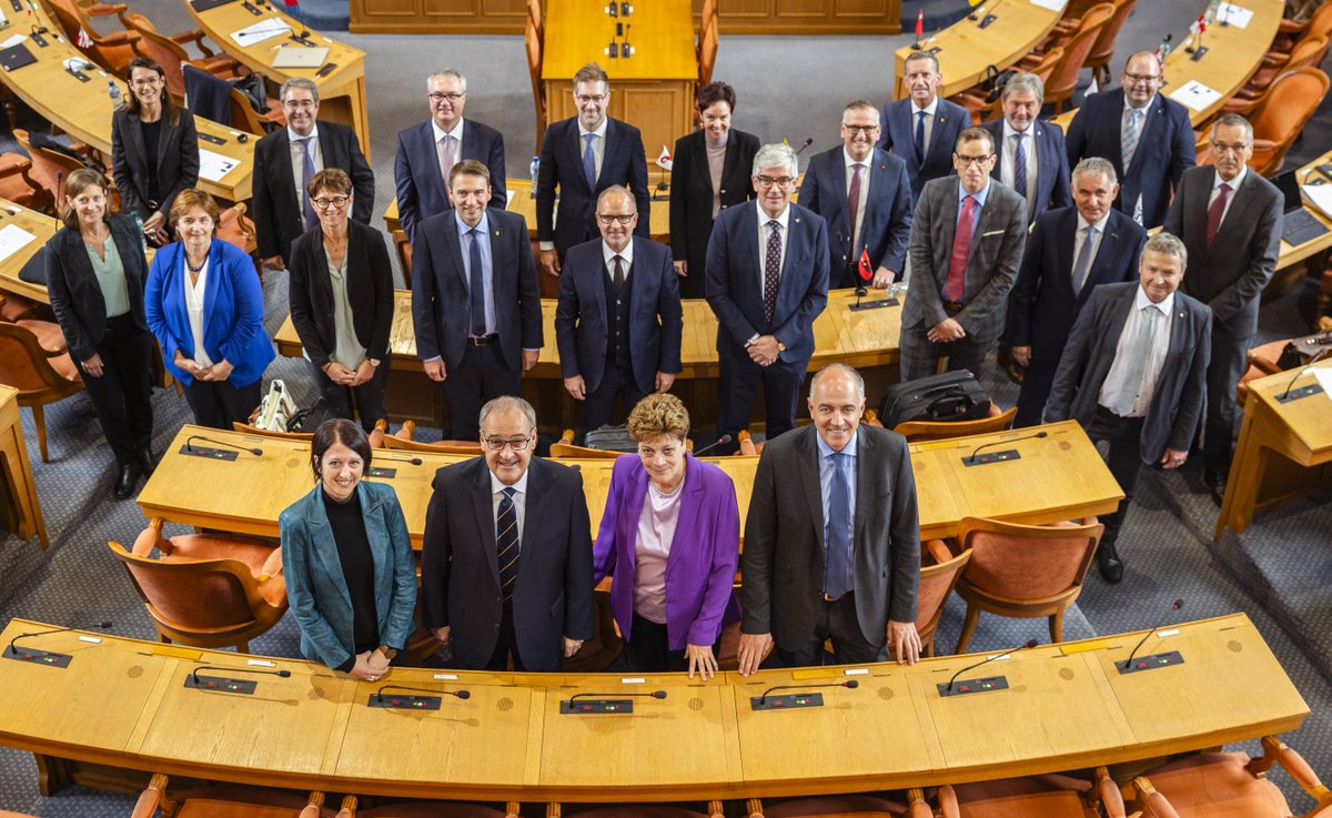 Etat_Neuchatel's tweet photo. Le canton de Neuchâtel a eu l’honneur et le plaisir d’accueillir, jeudi et vendredi, l’Assemblée annuelle de la Conférence des directrices et directeurs cantonaux de l’instruction publique #CDIP #EDK #CDPE #CDEP.
Communiqué: https://t.co/lbOqDmYHBO https://t.co/ql8aTk5EAk