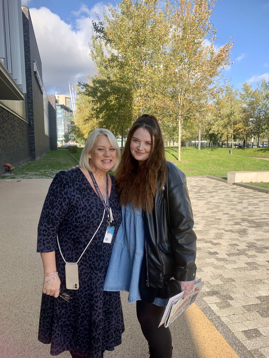 ••• kat 🦚 ••• tweet media