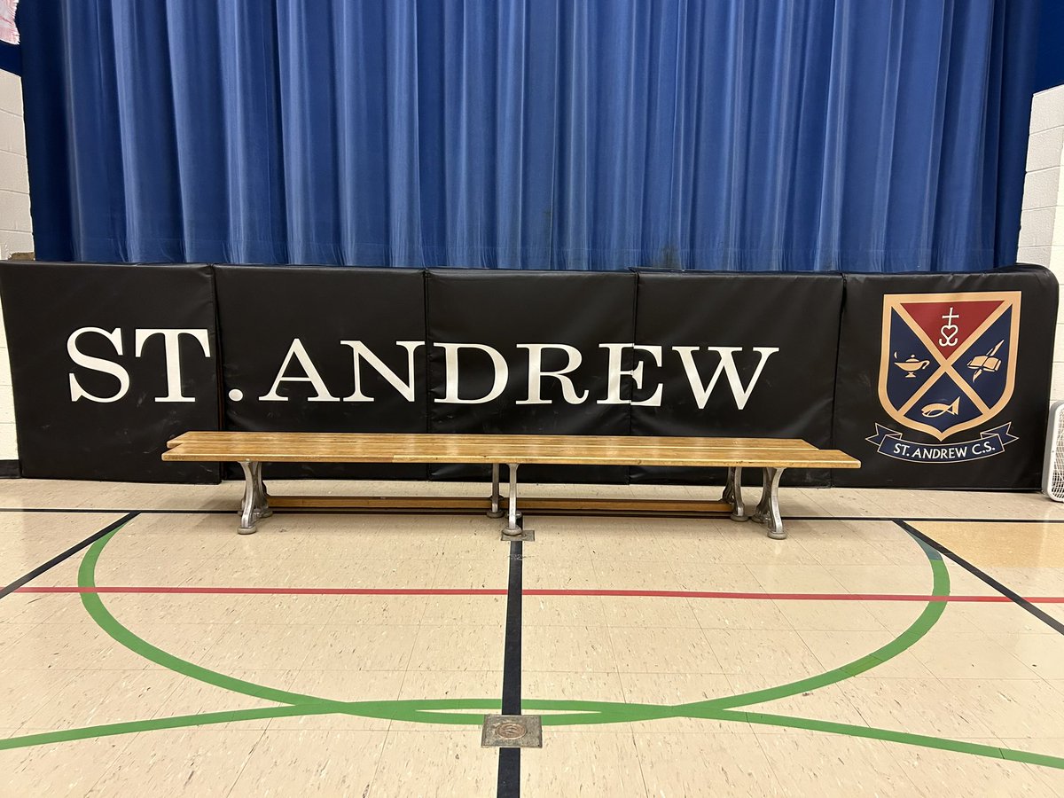 Photo Day is ✅ at St. Andrew CS @torontocatholicdsb 📸 Thank you for the warm welcome & the big 😀😊 It’s always a treat to see you @StAndrewStormP