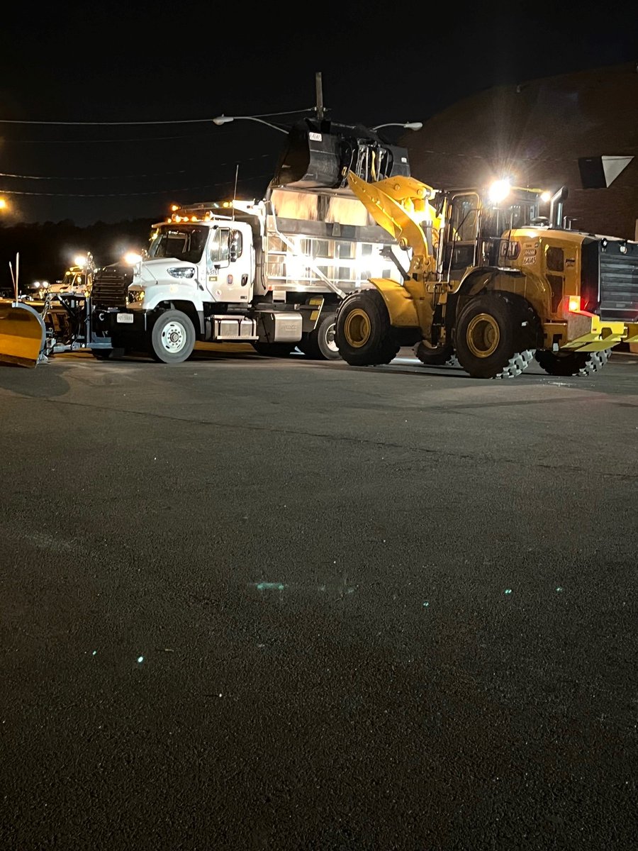 PGCountyDPWT's tweet photo. DPW&amp;T is geared up and ready to hit the roads during our annual Snow and Ice Dry Run today! We are inspecting our roadways in preparation of any emergency snow that mother nature might bring our way during the 2023 – 2024 winter season.  #PrinceGeorgesProud #WinterCountdown https://t.co/vdpN2ulN03