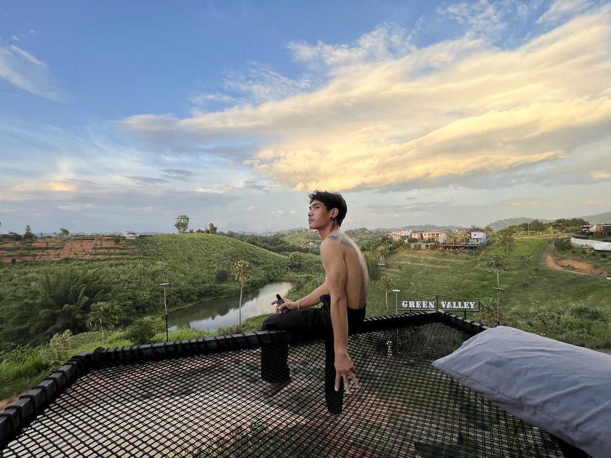 fwb_21's tweet photo. ไอเราก็56ส้ะด้วยสิ ทีนี้ก็ว้าวุ่นเลย.🤣 
#สุพรรณบุรี #เรียลทํางาน #เรียลนักศึกษา #ชอบผู้หญิง #ด้านมืด #fwb https://t.co/s6MIWfJiQK