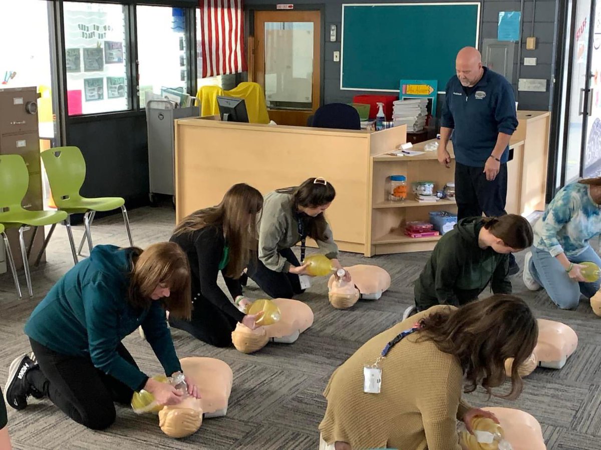 BriCan034's tweet photo. This week our Crescent Staff members renewed their CPR/AED training. Special thanks to our trainer and professional technician Mark Azzolino, who is simply the best in the business! Also, thank you to our Crescent PSO for supporting this initiative! https://t.co/80SNCrArpJ