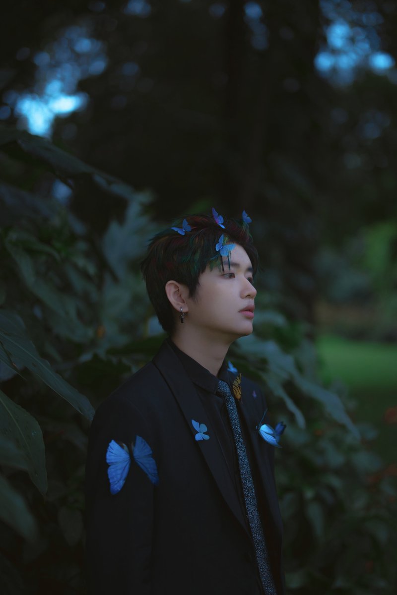 最近の髪色は虹色だ！
🌈🦋