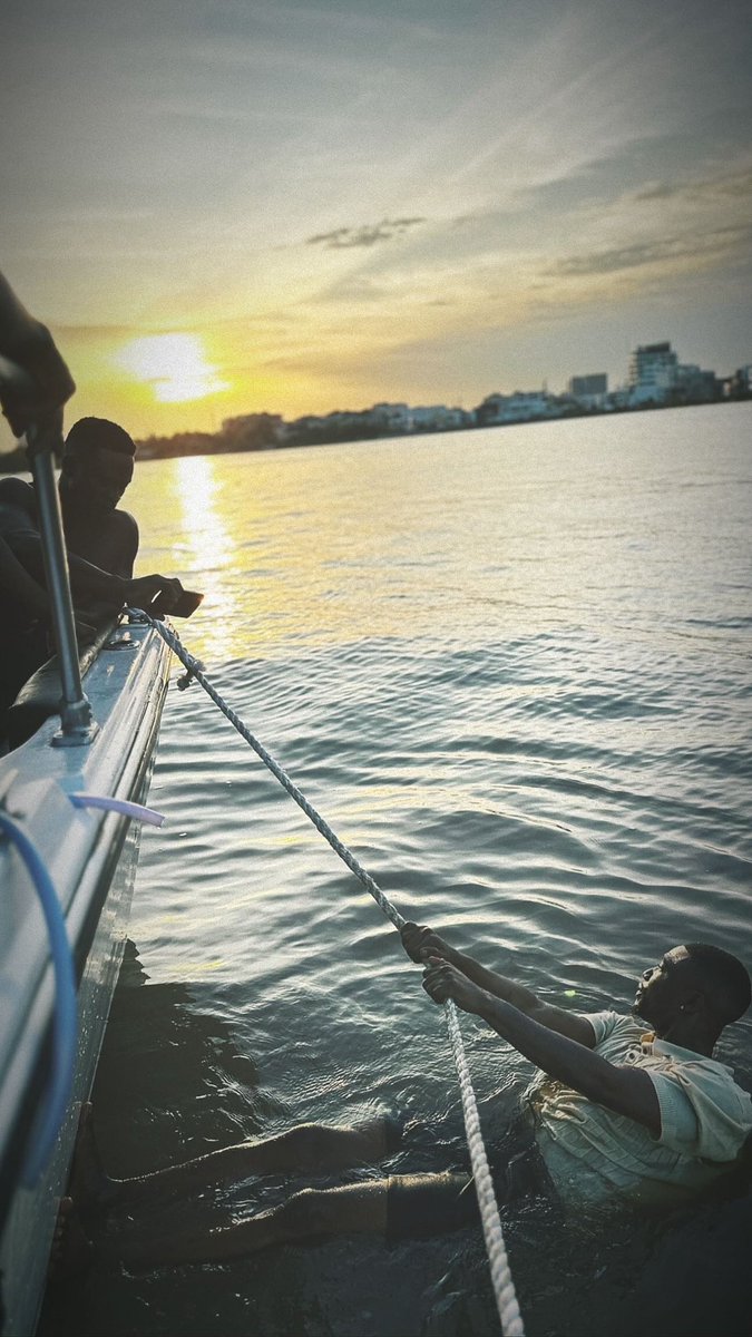 SHANK COMICS🌝 tweet media