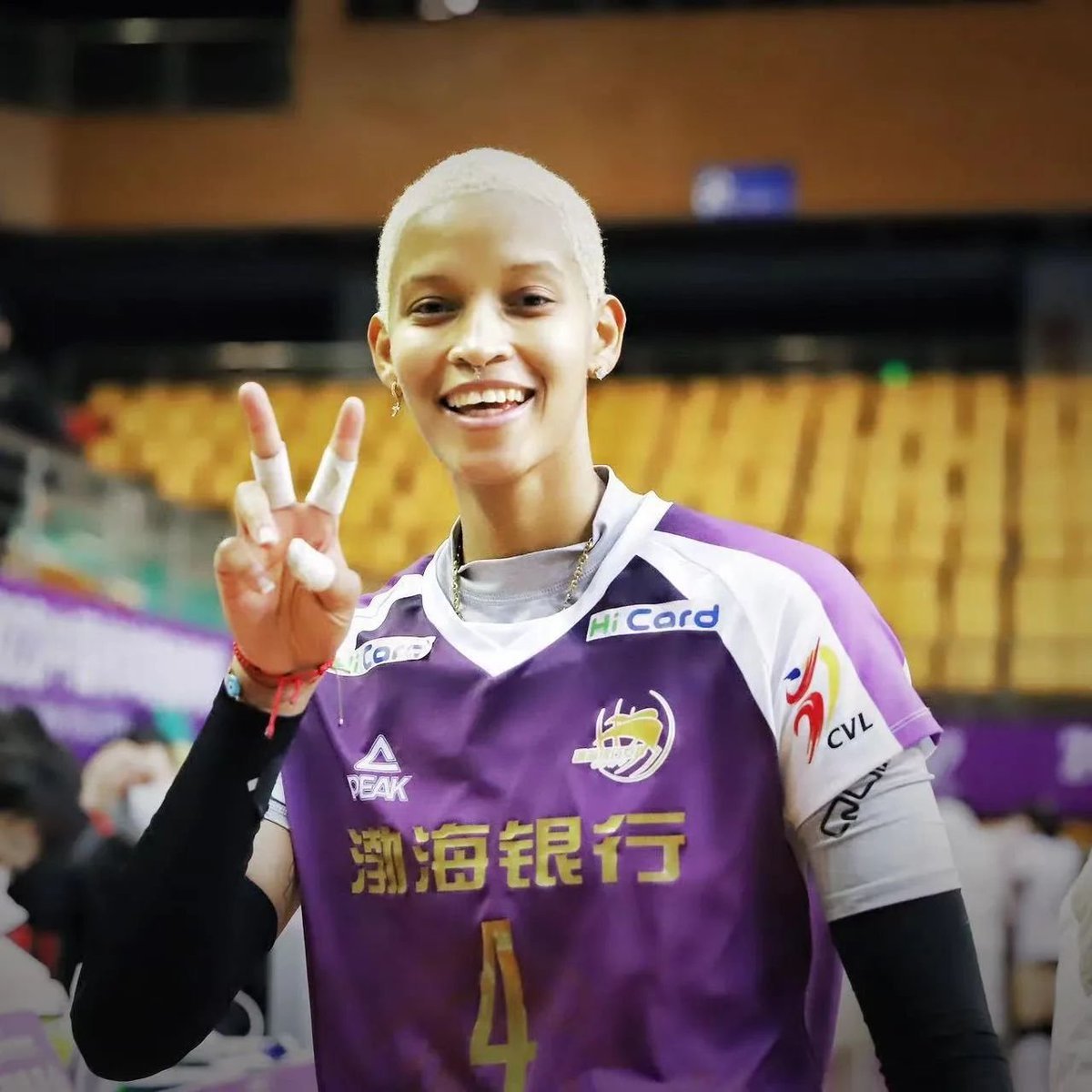 Temmzvolley's tweet photo. Çin medyasına göre; 🇹🇷Melissa Vargaslı Tianjin, Dünya Kulüpler Şampiyonasına ev sahibi olarak katılacak

🇹🇷Eczacıbaşı
🇹🇷Vakıfbank
🇧🇷Praia
🇧🇷Minas
🇻🇳Sport Center 1
🇨🇳Tianjin

📌Tianjin, açıklanan takvimde bu turnuvanın oynanacağı hafta ligde maç yapmayacak tek takım ve o tarihte bu turnuvaya katılacak.