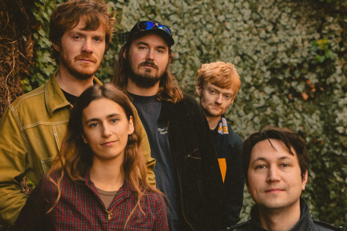 DIY (@diymagazine) on Twitter photo Following the release of their intricate debut 'Take Hold Of Your Promise!' last year, <a href="/Gently_Tender/">Gently Tender</a> have returned to share a new standalone single, 'Country Folk'. diymag.com/news/gently-te… Following the release of their intricate debut 'Take Hold Of Your Promise!' last year, <a href="/Gently_Tender/">Gently Tender</a> have returned to share a new standalone single, 'Country Folk'. diymag.com/news/gently-te…