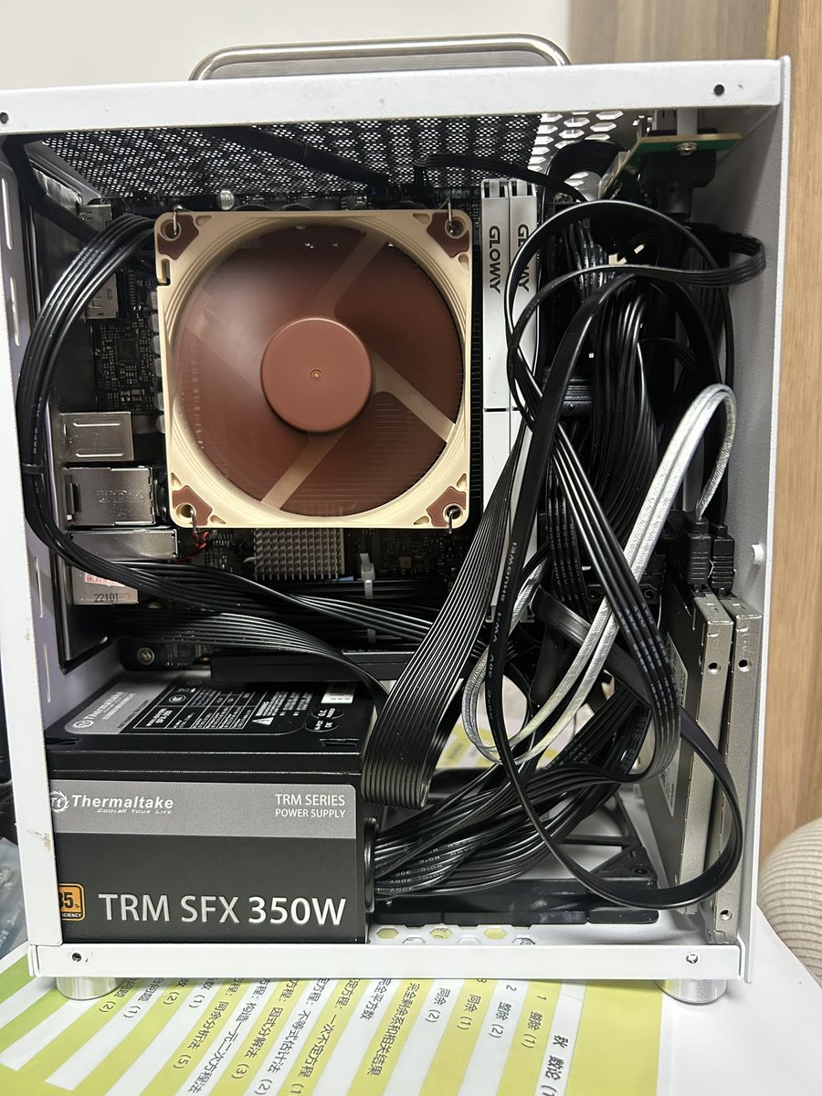 ganioc's tweet photo. Itx asrock h610m-itx, intel 7400 cpu. https://t.co/CwVBQHkL6V