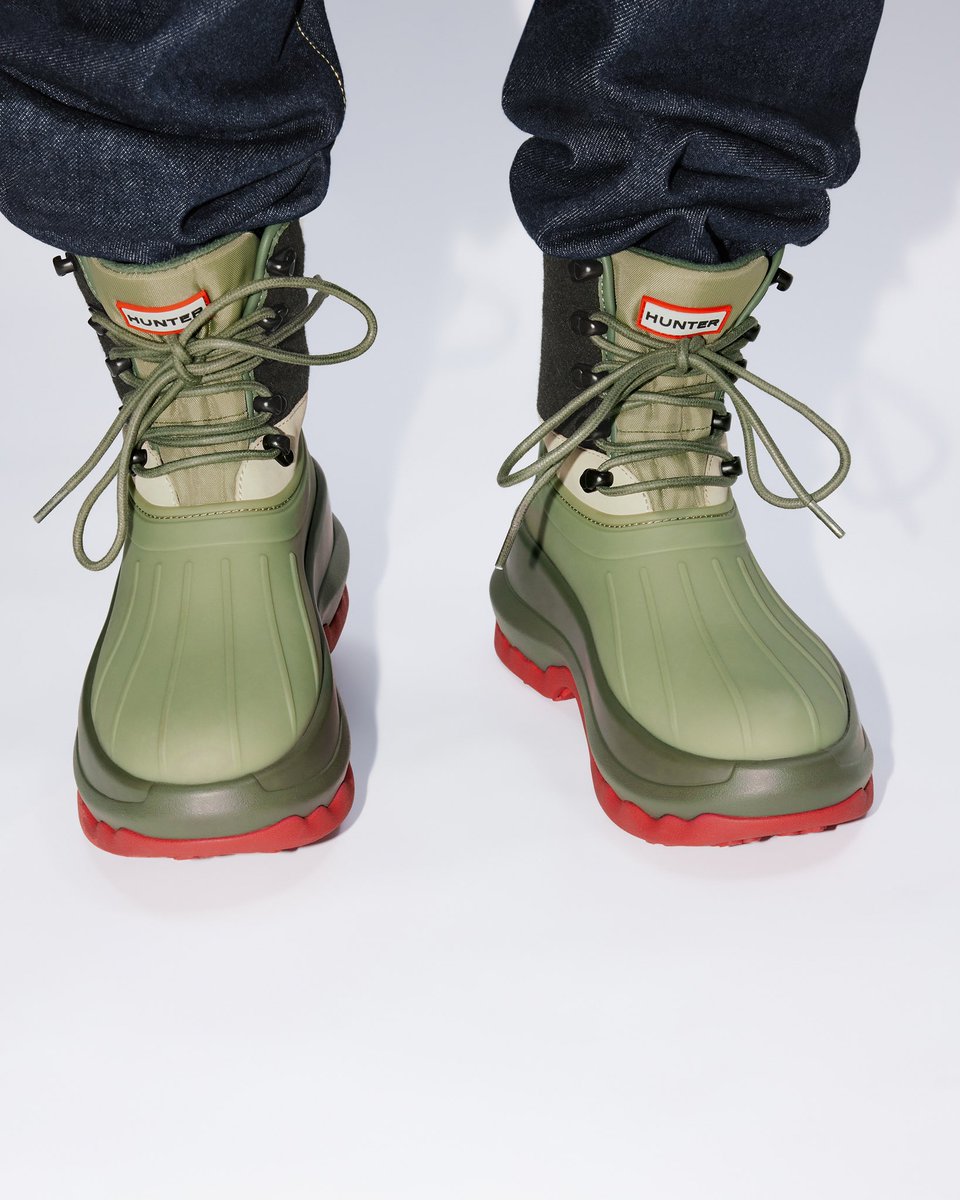StreetFashion01's tweet photo. Kenzo and Hunter Link up on some Boots for FW23!🖤 https://t.co/8mpWwiphZS