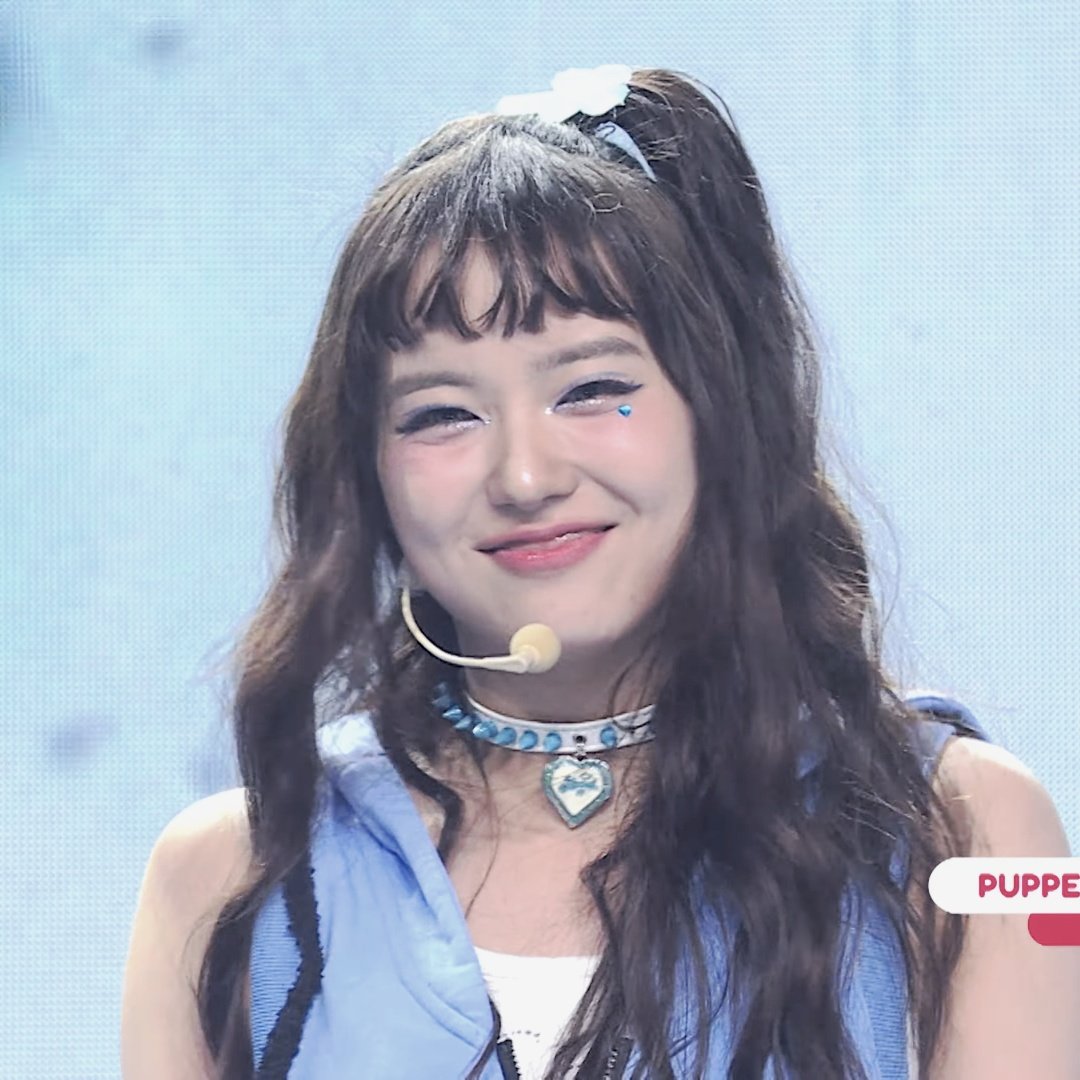 Azm51o1's tweet image. 髪型のせいかジュリアちゃんがいつもより幼く見える🥰かわいいーー!🧡🧡🧡
#PUPPETSHOW ＃JURIA
#XG_PUPPETSHOW
#SIMPLYKPOP
#XG #ALPHAZ