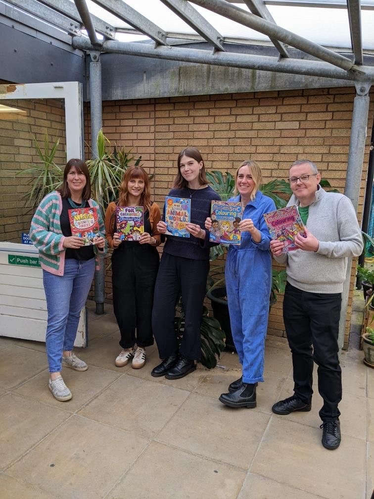 CUL_UK's tweet photo. 📚The Curious Universe team had a wonderful time at @storytalefest hosting a book cover workshop! We had some brilliant creations and some of the children even started writing their own stories.📚

#Storytalefestival #bookcoverworkshop #bookcover https://t.co/FKhcSjaeLc