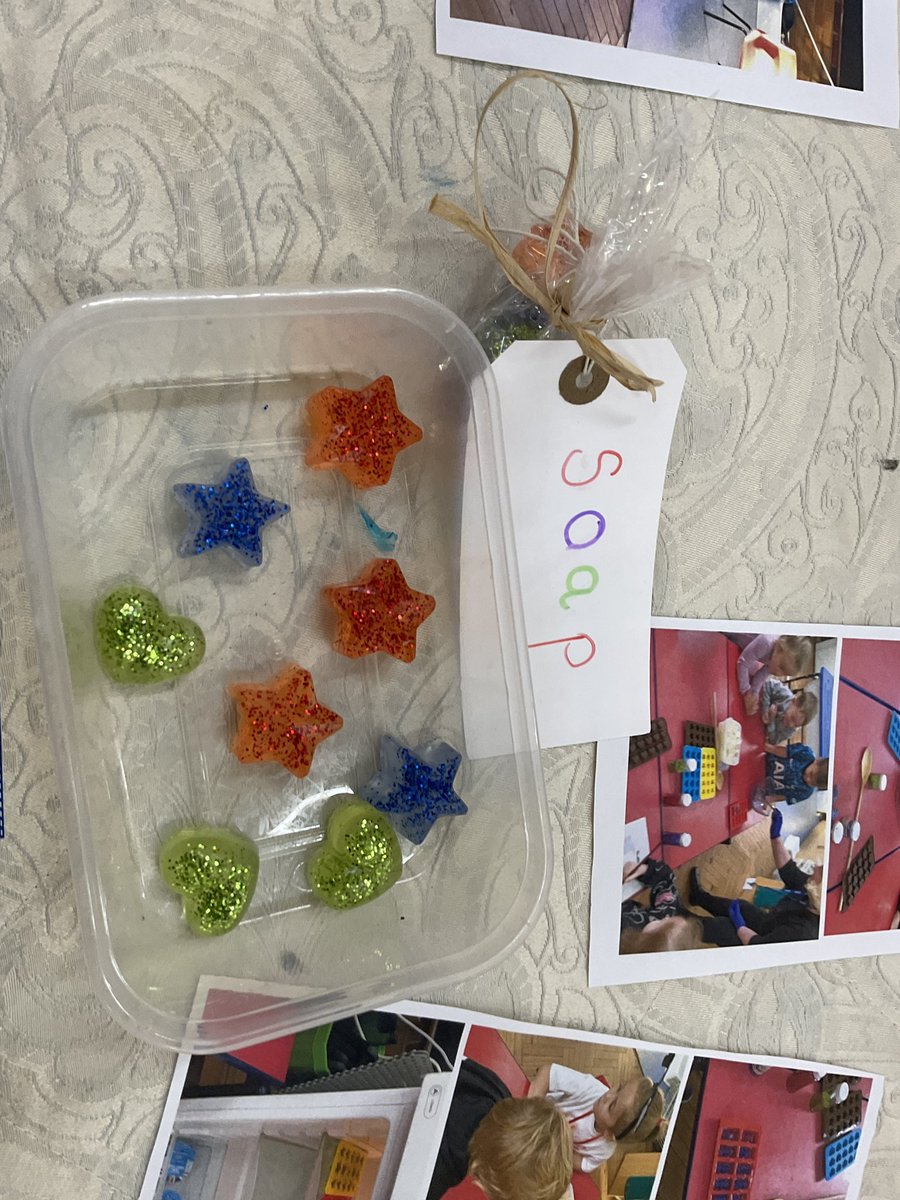 OldcastleSchool's tweet photo. What a fantastic display highlighting everything learnt in our #discoveryweek. We can’t wait to show parents later! https://t.co/wwuhOqPwSc