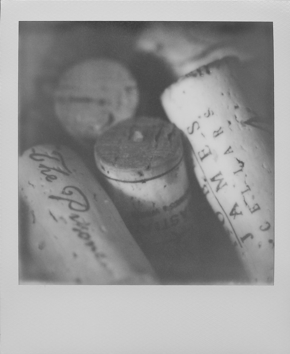 MaureenBond's tweet photo. Simple Joys
Day 5 - last of #Polaroidweek but instant film lives everyday :) #roidweek #instantfilm #believeinfilm 

Pour you a glass 🍷 https://t.co/pQX6Di5ffO