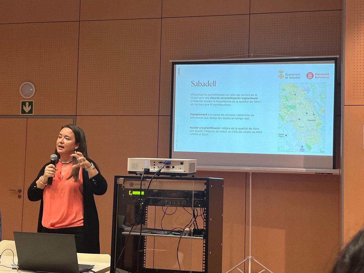 Ha estat un plaer parlar al @congres_aire de com @lobeliaearth ha ajudat a l’ajuntament de Sabadell a visualitzar la qualitat de l’aire a nivell de carrer 👉 aire-sabadell.lobelia.earth