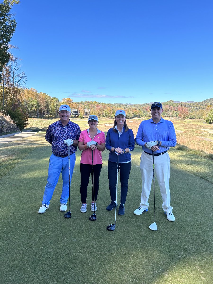 PamelaEvette's tweet photo. Thanks to @JoinMAU for asking me to join your @SCUpstate golf tournament team. It was a beautiful day at @CliffsLiving Mountain Park. I love every opportunity to talk 1:1 w/ our state’s businesses — it's the best way to understand what they need to keep #SCWinning. #AimHigherSC https://t.co/ue80C9XNUg