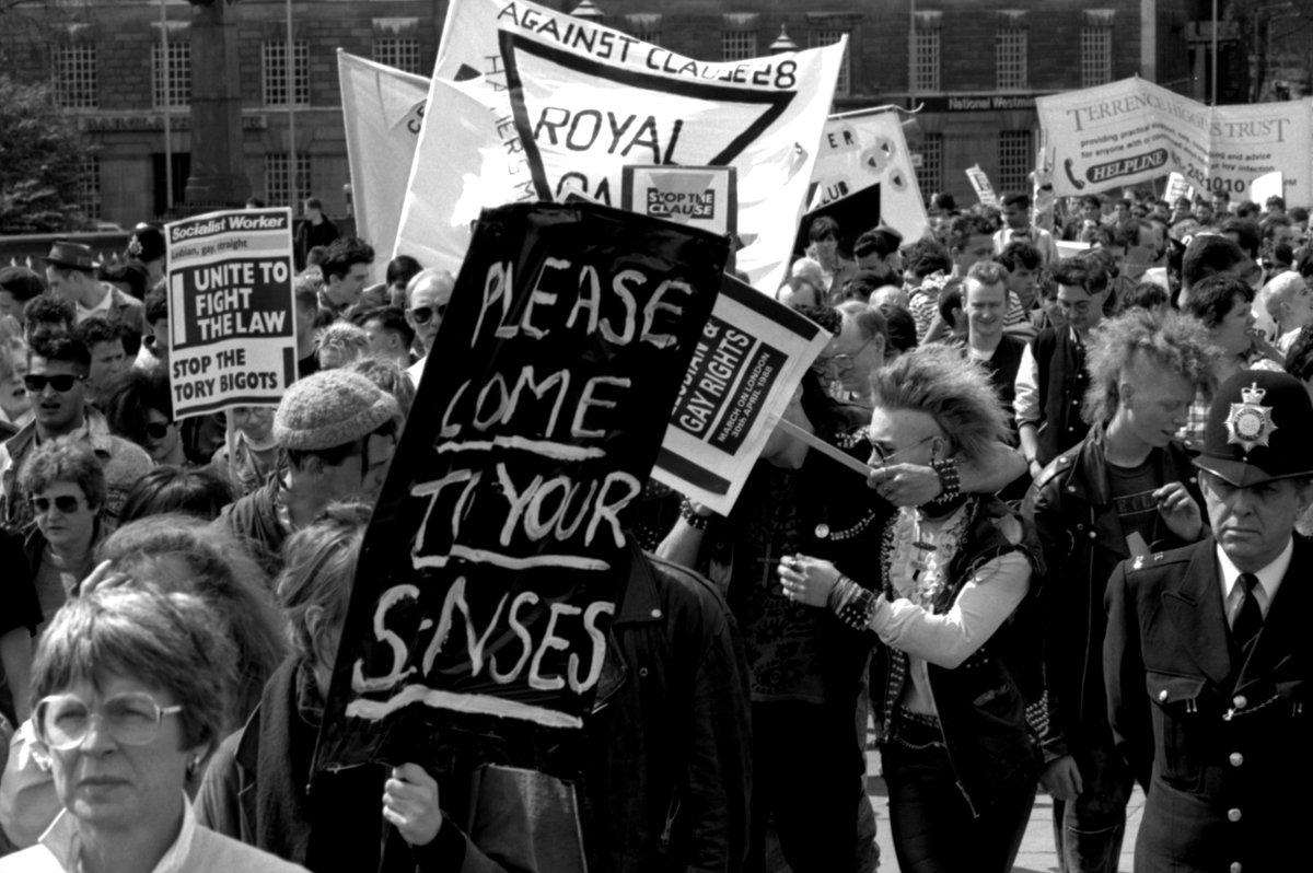 Stef Dickers (@stefdickers) on Twitter photo Thanks to the incredible Gordon Rainsford for his incredible photography documenting the protests against Section 28. His archive <a href="/BishopsgateInst/">Bishopsgate Institute</a> is a treasure trove for #LGBTQ+ history, 1986-2000s. Thanks to the incredible Gordon Rainsford for his incredible photography documenting the protests against Section 28. His archive <a href="/BishopsgateInst/">Bishopsgate Institute</a> is a treasure trove for #LGBTQ+ history, 1986-2000s.