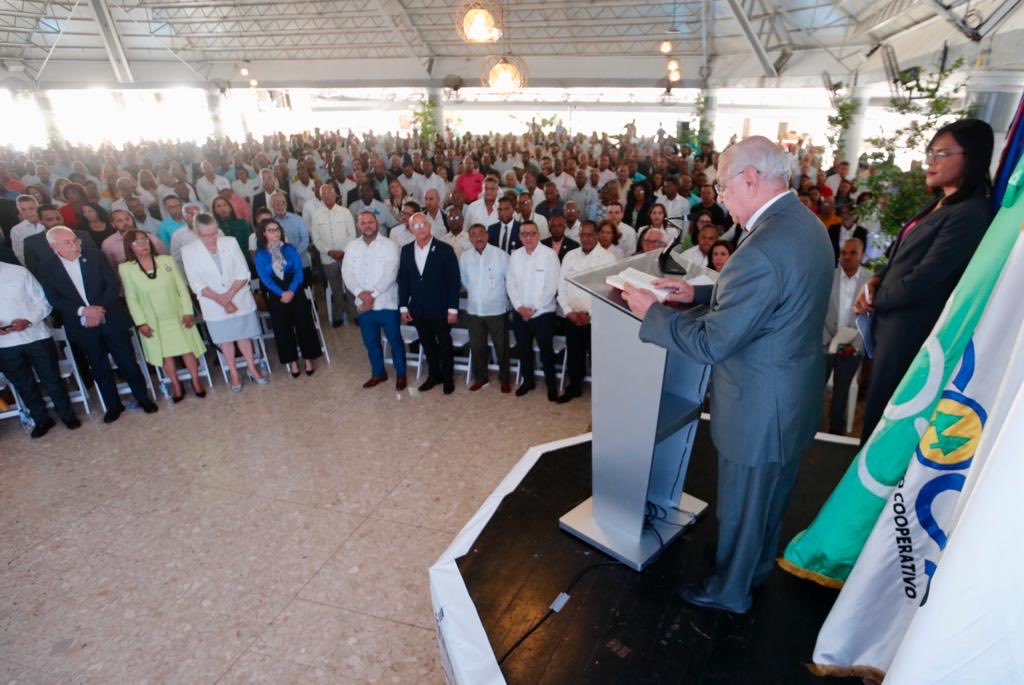 Franco De Los Santos tweet media