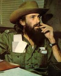 go91fenix's tweet photo. 🌟 Camilo, #Cuba 🇨🇺 te recuerda con amor y te honra, con tu sombrero alón y con tu frase: “Vas bien, Fidel” no te olvidaremos.

#CamiloVive https://t.co/Hye7RlSvuP