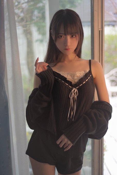 コスプレイヤーしろさきのTwitter画像24