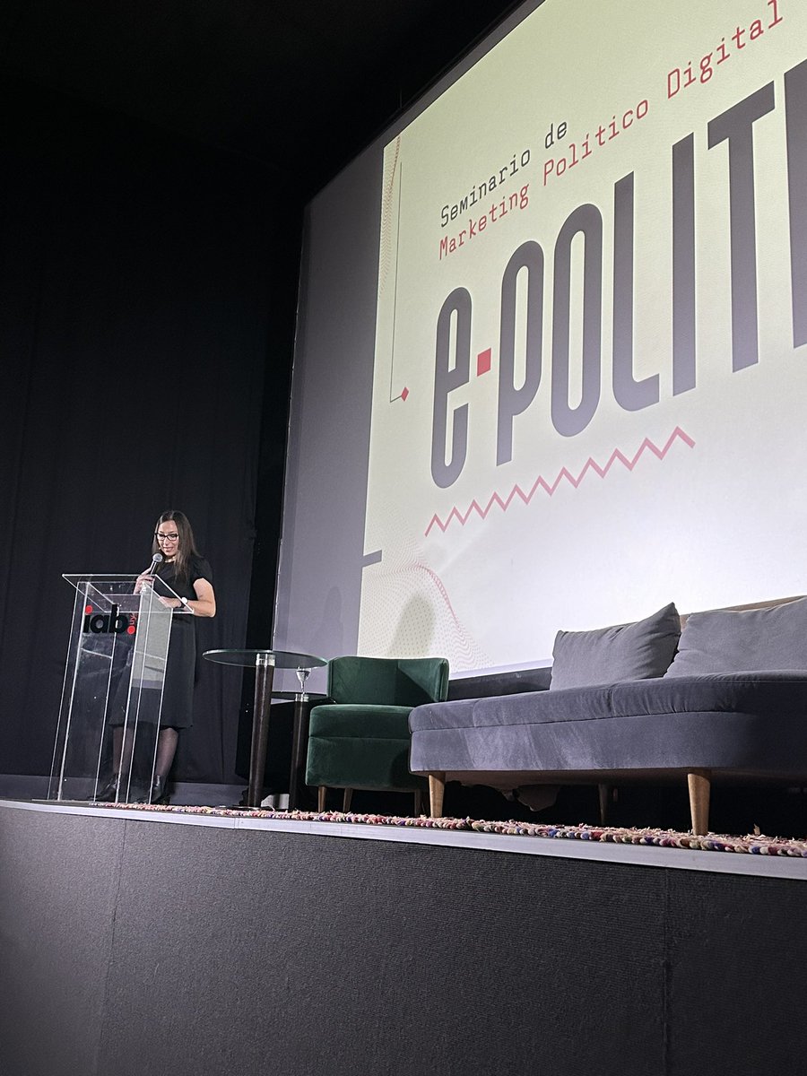 Arranca !! <a href="/iaburuguay/">IAB Uruguay</a> #IABepolitika