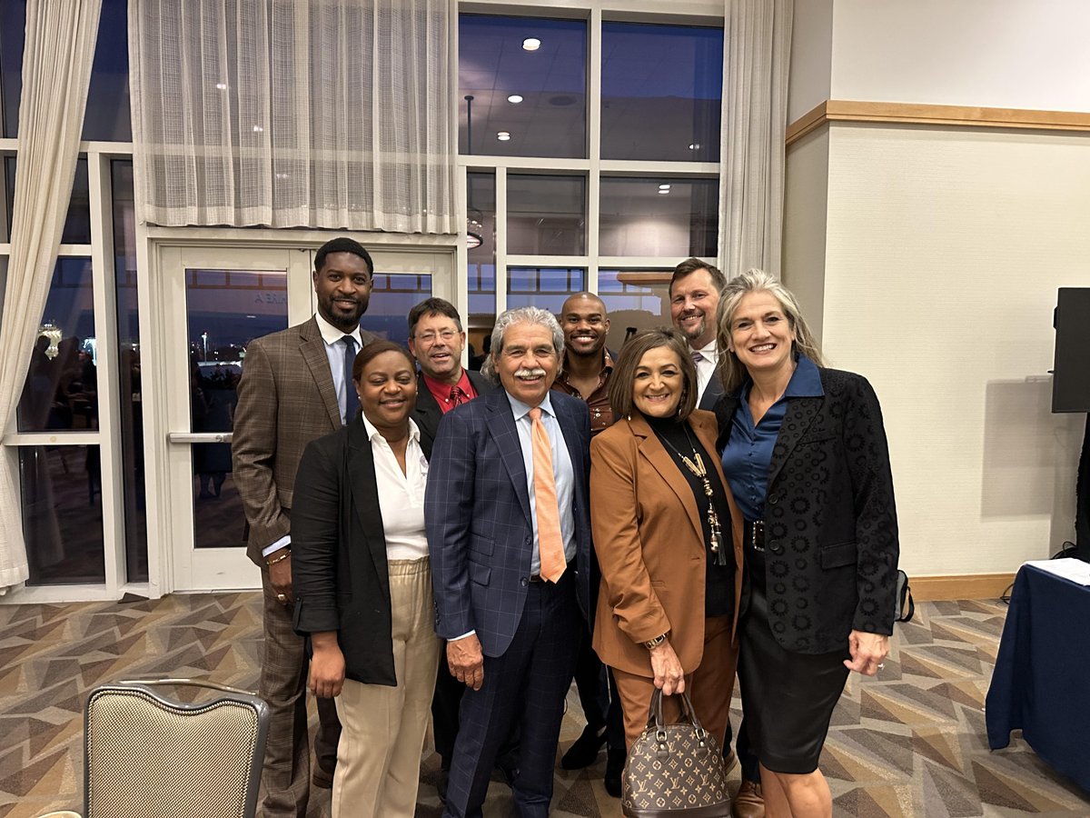 Shannon Buerk tweet media