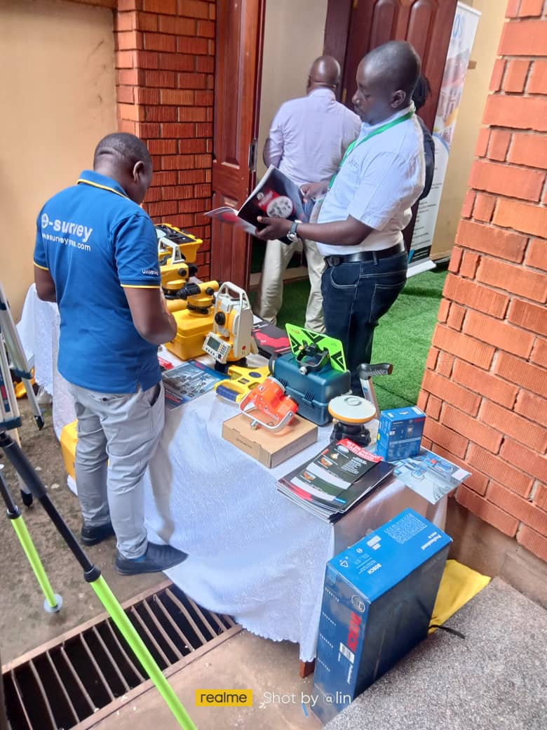 Measurementsyst's tweet photo. The 29th Commonwealth Association Of Surveying and Land Economy [CASLE] is ongoing in UGANDA, Measurement system Uganda are in attendance so don't forget to pass by our booth and check out our latest survey brands and equipment's 

#CASLE #surveying #mapping #positioning https://t.co/0Q9lsAYtfU