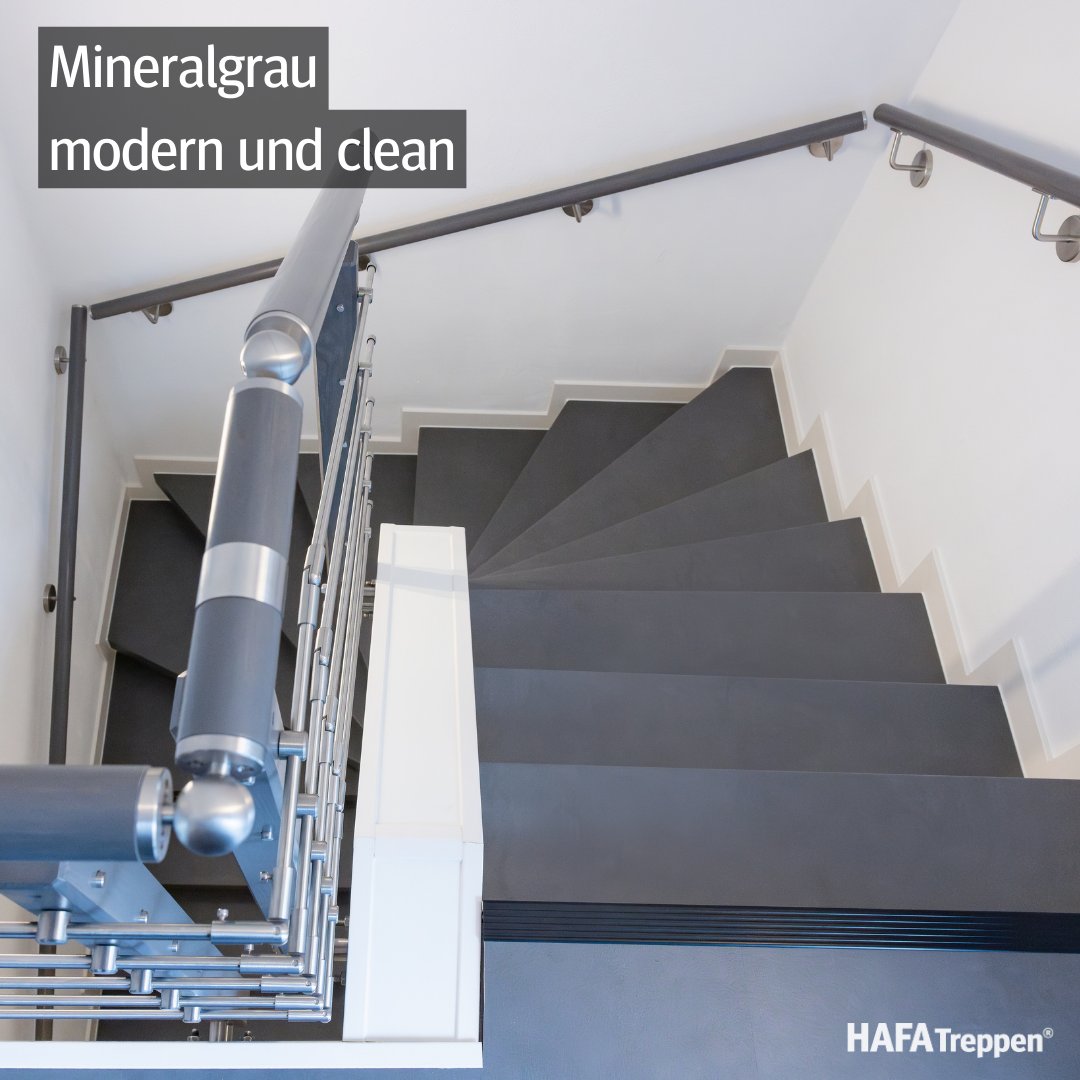 HafaTreppen's tweet photo. Mit dem Titel "Modern und Clean" verleihen wir Ihrem Raum eine Atmosphäre von Klarheit und Einfachheit. Unsere Treppenrenovierung in Mineralgrau CPL Laminat, ergänzt durch das Edelstahl Geländer und weiße Wand-Sockelleisten, steht für Design in seiner reinsten Form. https://t.co/iY1nVl4YcK