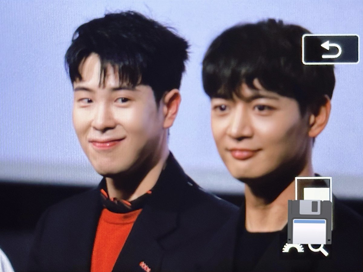 tiny__po's tweet image. 231027 무대 인사

해병대 선배님? ㅋㅋㅋ

#표지훈 #피오