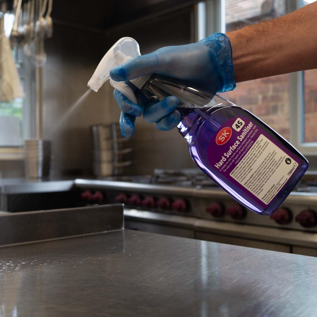 sylvesterkeal's tweet image. Efficiently #sanitise surfaces with our #cleaningsolution for a #pristineenvironment #buyonline #instocknow✅❤️