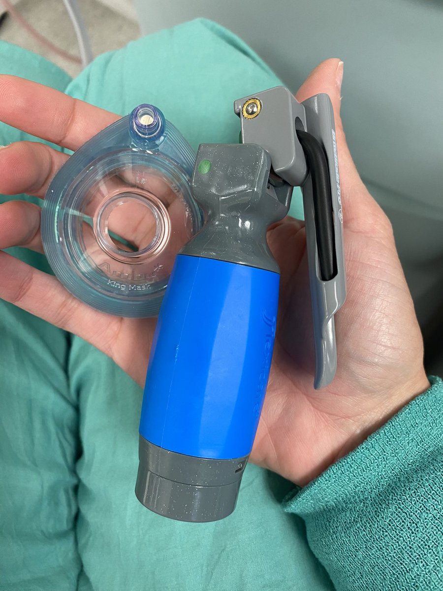 The babies are cute and all, but have you seen the Miller 0? 😍 #pedsanes