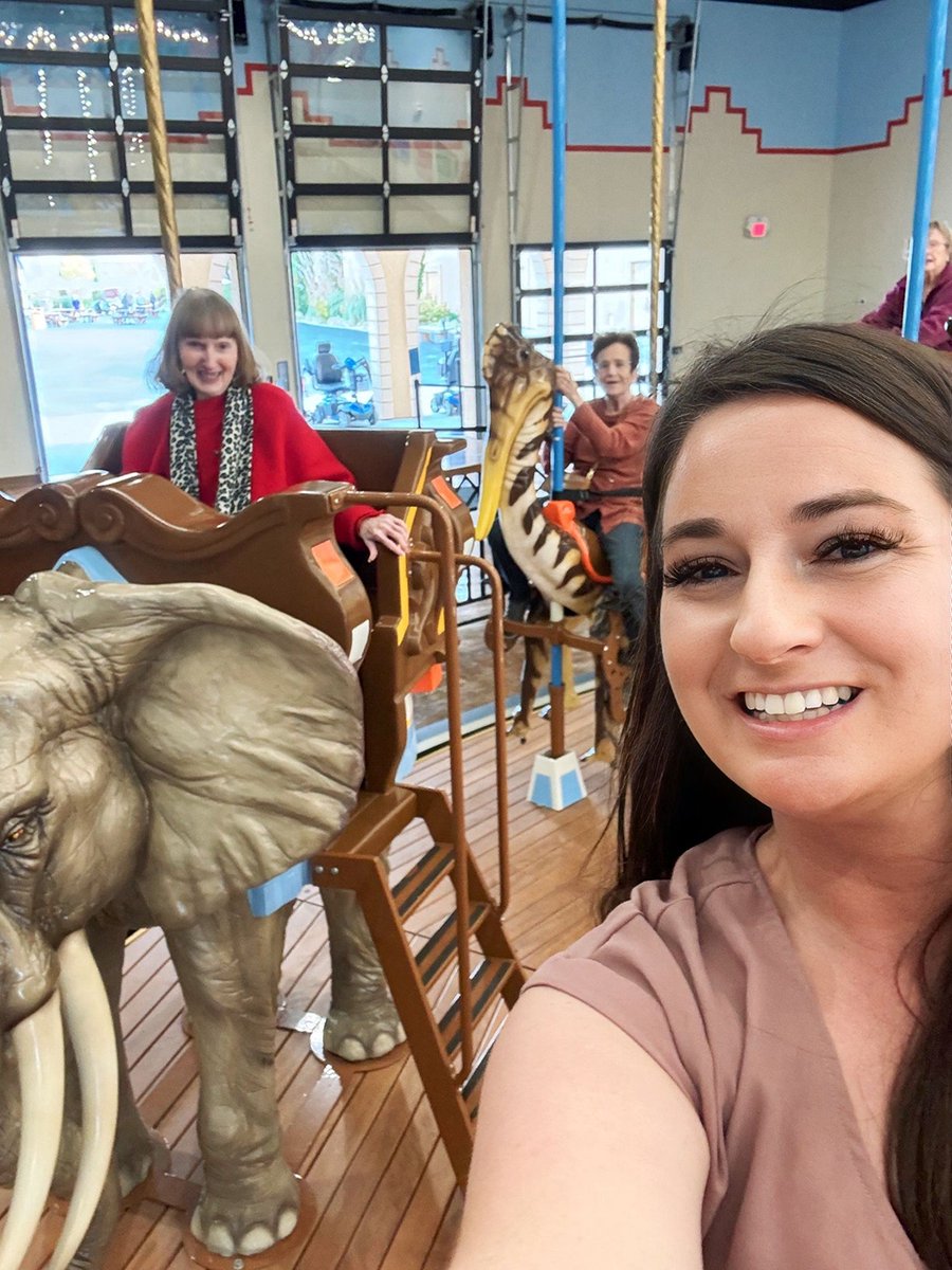 CreasySpringsHC's tweet photo. Round and round around we go, where the Villas stops no one knows. #YoungAtHome #SeniorLiving #TrilogyHealthServices #IndependentLiving #TheArkEncounter https://t.co/0s0FEUQHvX