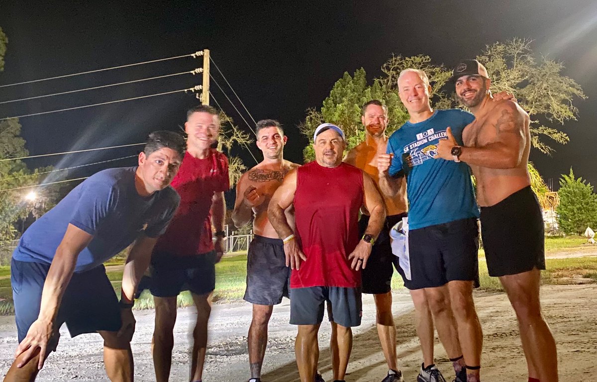 chrisgambino's tweet photo. Who runs over a bridge, back and forth multiple times…for fun? Oh yeah, we do! #dohardthings #notarunner #runanyway #fridayfeeling https://t.co/tIZaQxDbFx