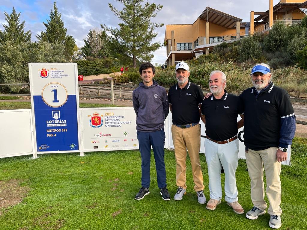 El equipo #Kyocera en el #proam de #Logroño  <a href="/rfegolf/">rfegolf</a> #CtoEspañaProfesionalesGolf  
Gracias @evolk_es <a href="/B2bOfimatica/">B2B_OFIMATICA</a> por prestar servicio tencnico de los equipos <a href="/KYOCERA_DS_ES/">KYOCERA DS España</a> en el evento
Vamoss