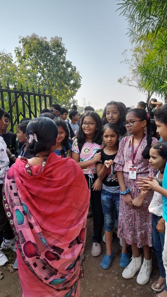 tillusagro's tweet photo. Exploring the wonders of village life and farm with the bright minds of KLE English Medium School @tillusagrotourism #ecotourism #picnic #schoollife #outdoorfun #educationaltrip #fieldtrip #solapur #camping #sportszone #schoolmemories https://t.co/0rERrahN4j