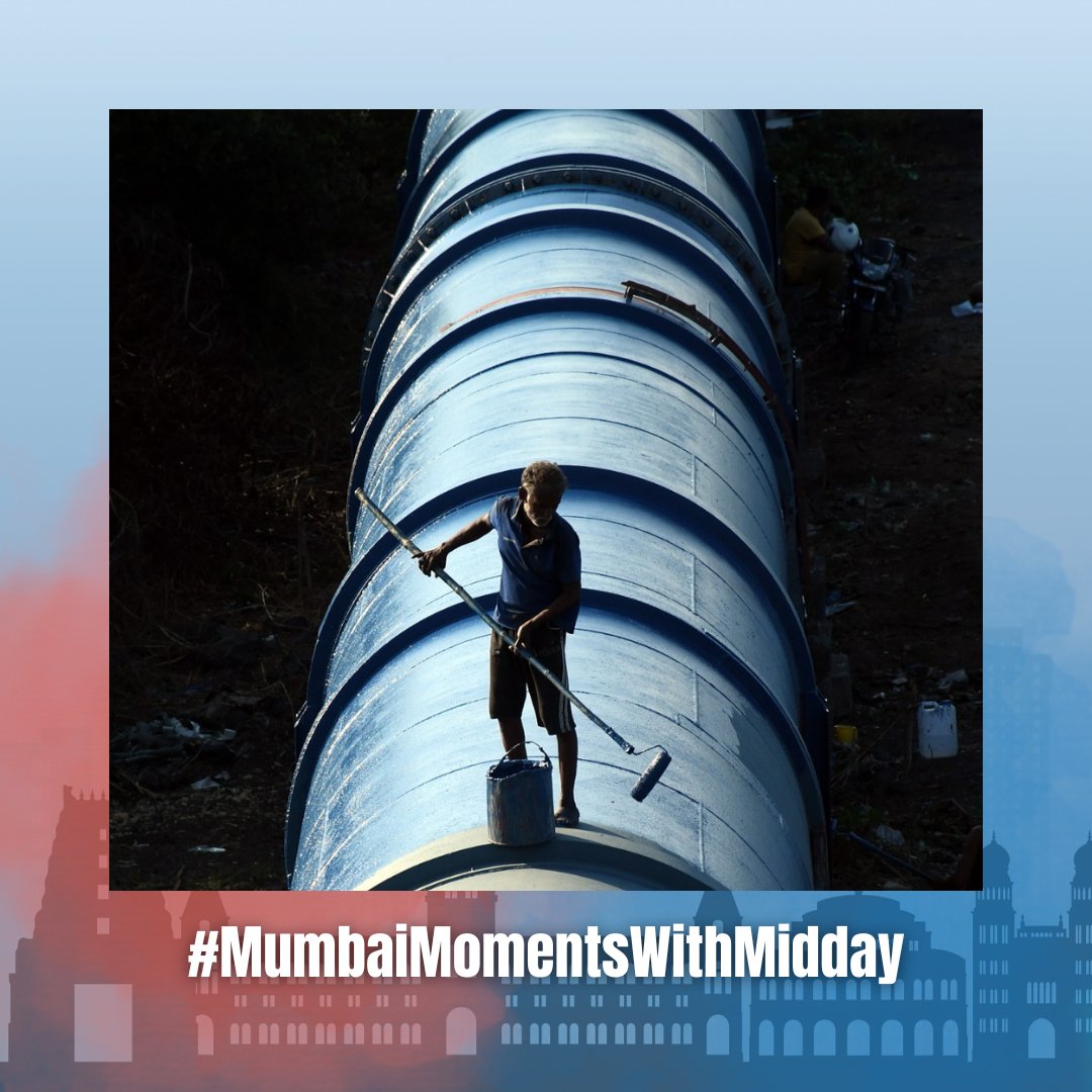 A labourer is beautifying the water pipeline. Discover Mumbai through Midday’s lens. Celebrate everyday moments from across our vibrant City of Dreams. 📸: @raje_ashish #MumbaiMomentsWithMidday #Photography #Moments #Click #Explore #Mumbai #MumbaiDiaries #MumbaiLife