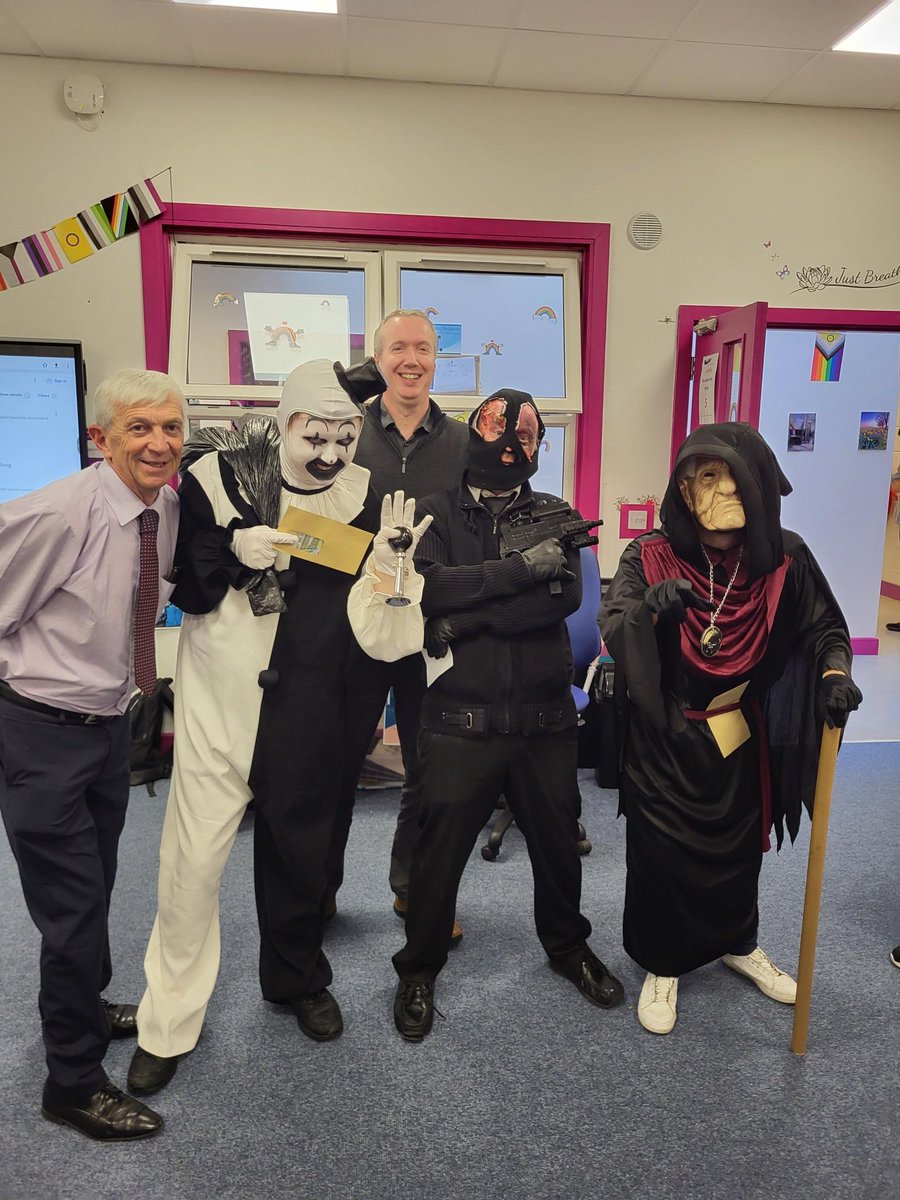 CorkNln's tweet photo. We had some amazing costumes and Halloween celebrations in centre yesterday 

Join one of our courses today, where we cater towards the students needs and what they want to achieve. Visit our landing page https://t.co/M2bCstU9RS for our range of free courses.

#thinkpossible https://t.co/6CVbSxhLvM