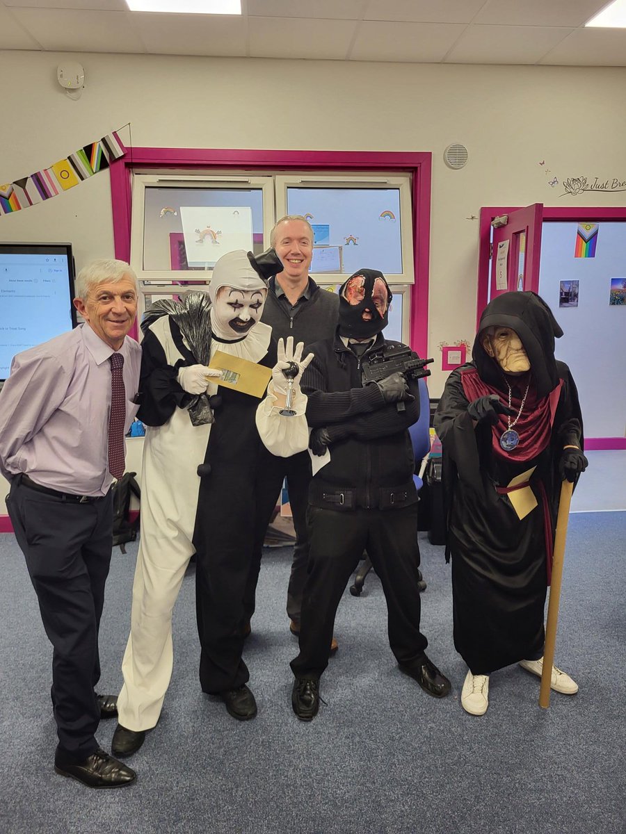 CorkNln's tweet photo. We had some amazing costumes and Halloween celebrations in centre yesterday 

Join one of our courses today, where we cater towards the students needs and what they want to achieve. Visit our landing page https://t.co/M2bCstU9RS for our range of free courses.

#thinkpossible https://t.co/6CVbSxhLvM